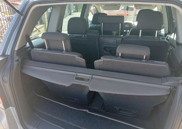Opel Zafira cena 15800 przebieg: 284000, rok produkcji 2010 z Sosnowiec małe 56